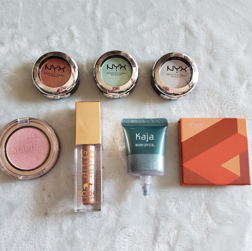New/Never used eyeshadow bundle